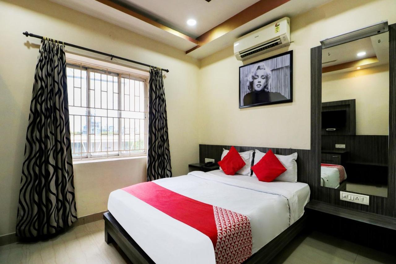 Oyo Flagship 1805 Hotel Star Delight Panchuria Bagian luar foto