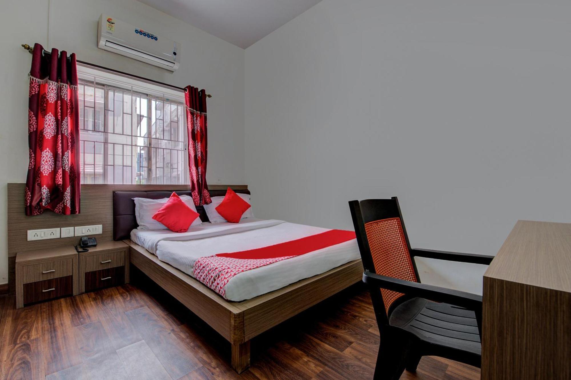 Oyo Flagship 1805 Hotel Star Delight Panchuria Bagian luar foto