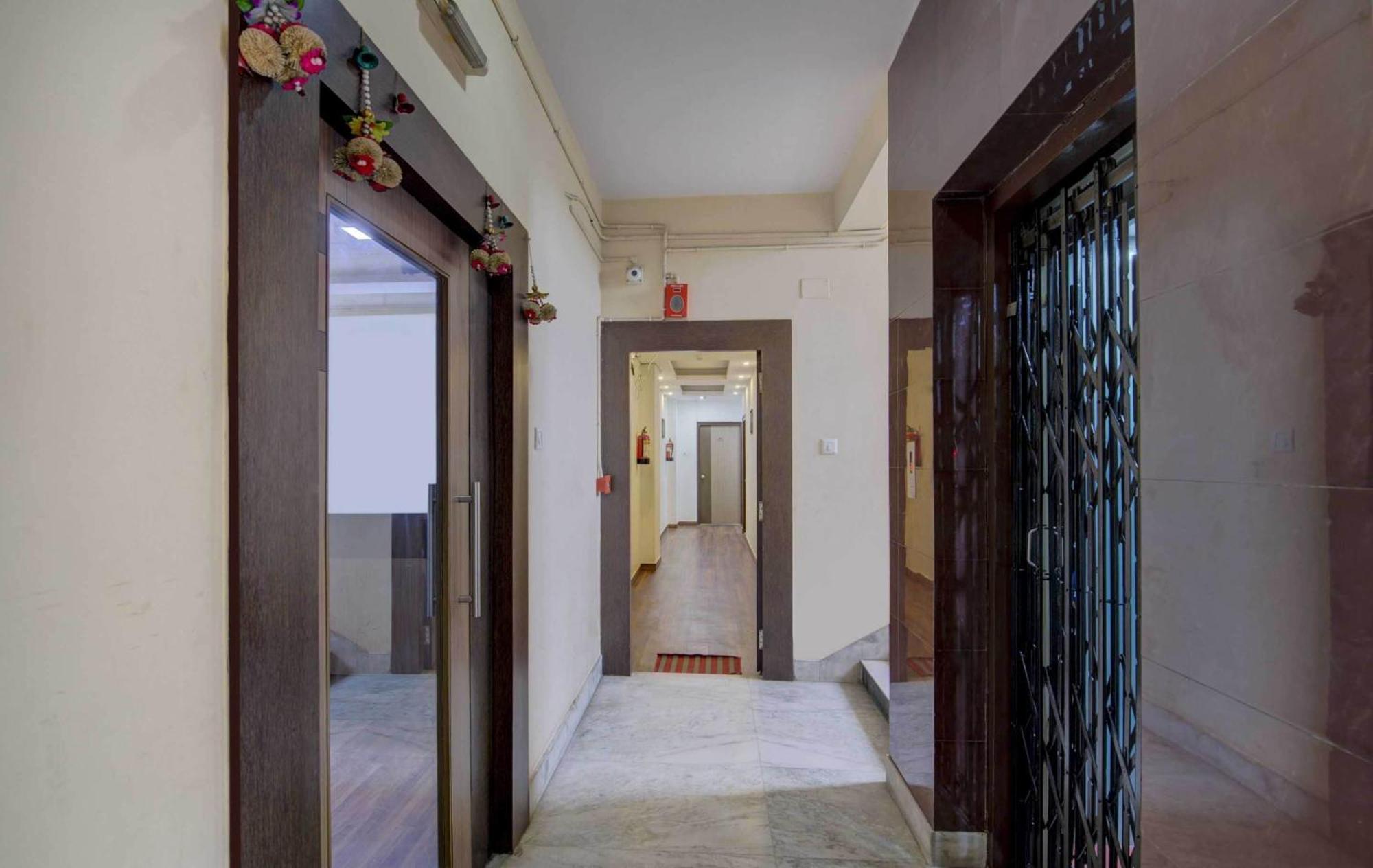 Oyo Flagship 1805 Hotel Star Delight Panchuria Bagian luar foto