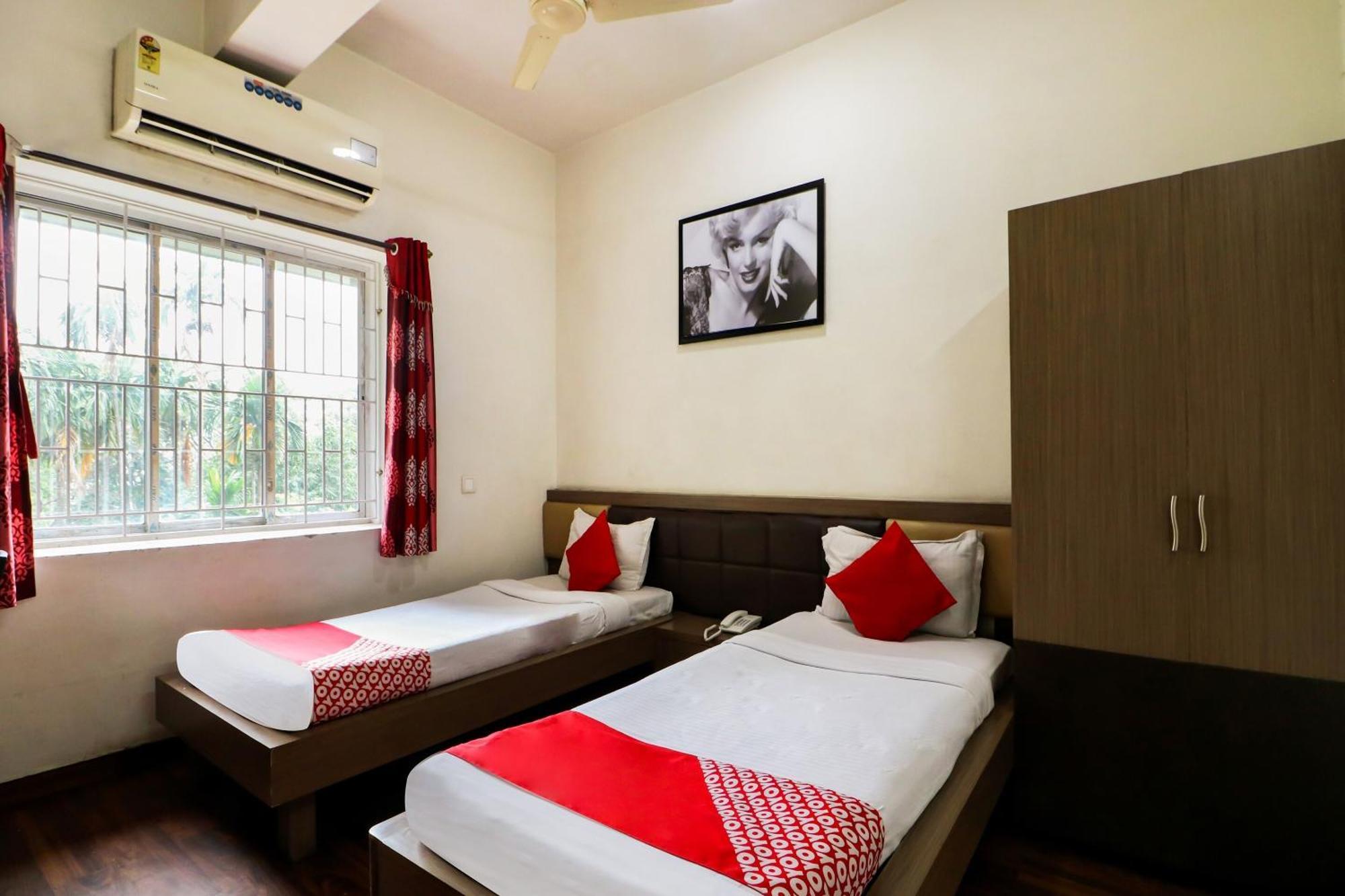 Oyo Flagship 1805 Hotel Star Delight Panchuria Bagian luar foto
