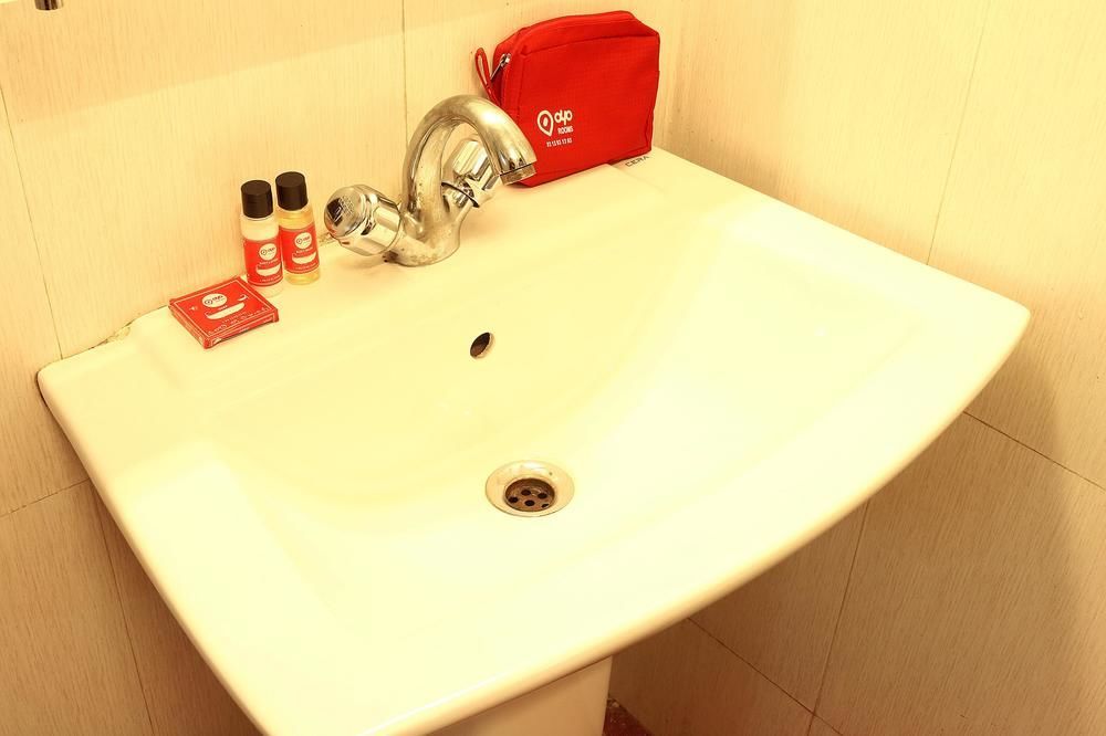 Oyo Flagship 1805 Hotel Star Delight Panchuria Bagian luar foto